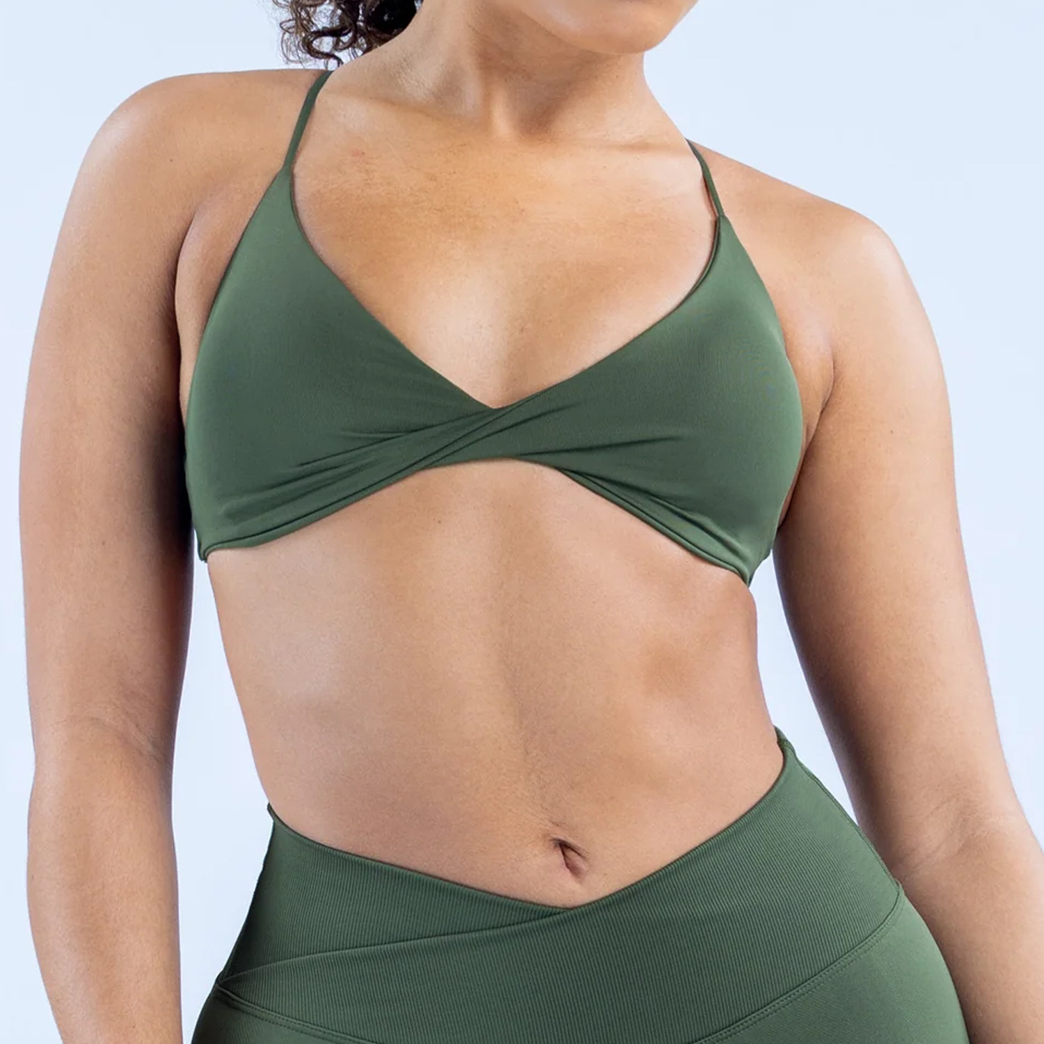 Женский спортивный бюстгальтер – обзор и цена Aquatic Sports Bra